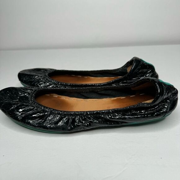 Tieks flats size 8 - Picture 5 of 9